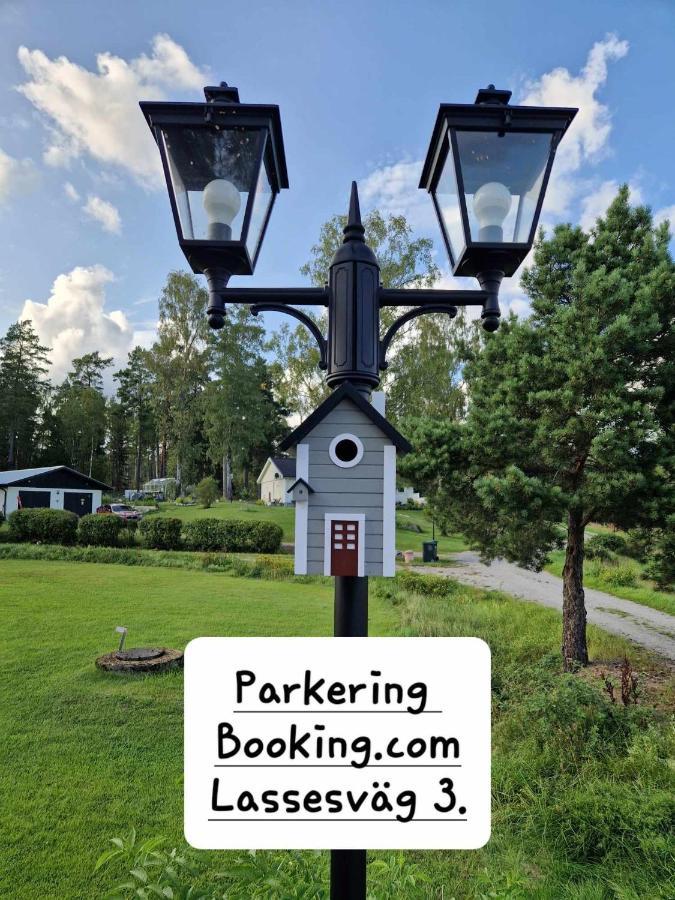 Bed and Breakfast Norrtaelje Esterno foto
